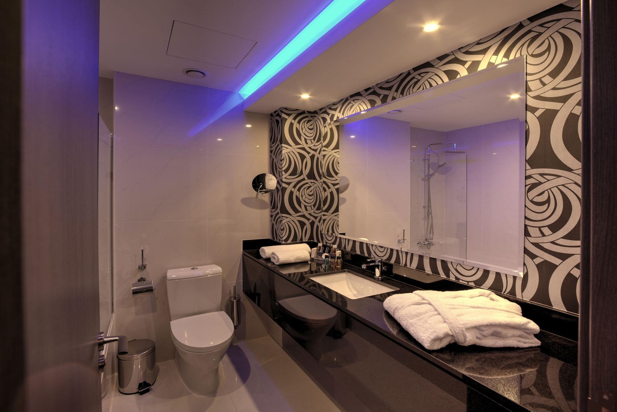 เดอะ โจเซฟิน บูทิก โฮเต็ล Hotel ลาร์นาคา ภายนอก รูปภาพ
